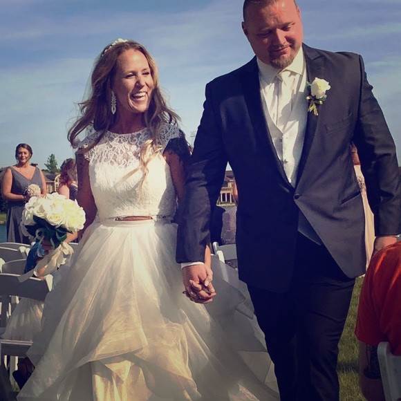 Meet your Posher, Jennifer - Picture 1 of 1